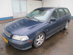 Volvo V40 - 1.8, Airco