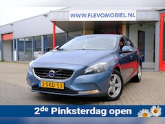 Volvo V40 - 1.6 T3 150pk Momentum Navi|Clima|Cam|Stoelverw|LMV