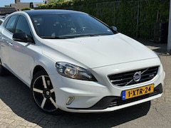 Volvo V40 - 2.0 D4 Summum R DESIGN