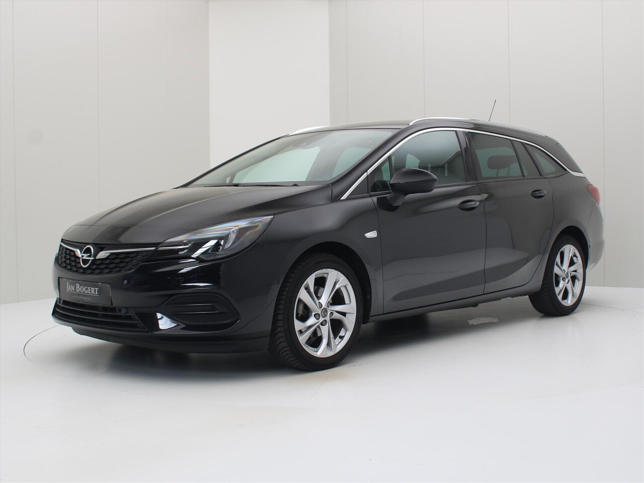 Opel Astra - 1.2 Turbo 110PK 6-bak Elegance Bns [ CAMERA+NAVIGATIE+CARPLAY+LED+CLIMAAT+CRUISE+PDC+LMV ] - AutoWereld.nl