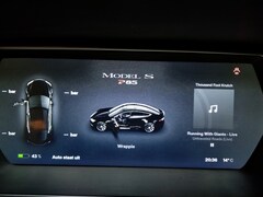 Tesla Model S - Performance Free supercharging en connectivity