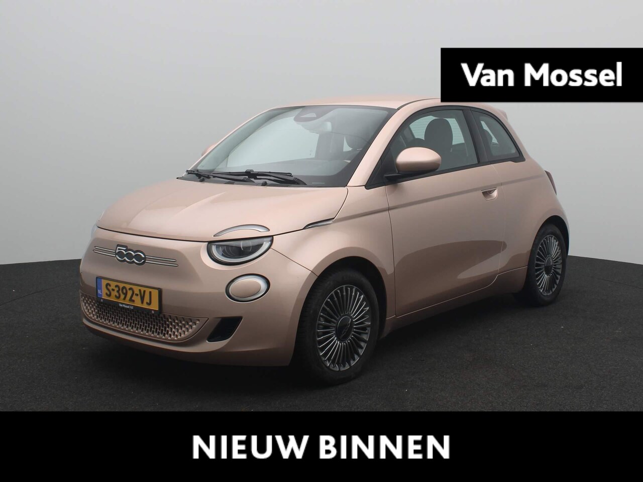 Fiat 500e - Icon 42 kWh | Apple Carplay / Andoid auto | 16'' Lichtmetalen velgen | Parkeersensoren ach - AutoWereld.nl
