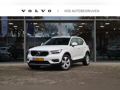 Volvo XC40 - 2.0 T4 AWD Momentum Pro | Verwarmbare voorstoelen| Achteruitrijcamera| Semi- elektrisch in