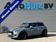 MINI Cooper - 1.5 One Chili LED Climate Control PDC Stoelverwarming Lichtmetalen velgen Navigatie Union