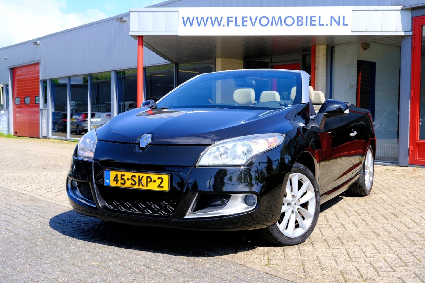 Renault Mégane coupé cabriolet - 1.4 TCE 131pk Dynamique Pano|Leder|Clima|LMV - AutoWereld.nl