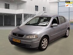 Opel Astra - 1.6 Njoy/AUT/PSENSOR/BLUETOOTH/AIRCO/CRUISE/