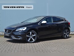 Volvo V40 - 2.0 T4 Business Sport Leer / Verw. voorstoelen / Panoramadak / parkeer camera achter / Par