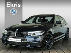 BMW 5-serie - Sedan 540i M Sportpakket / Head-Up Display / Elektrisch glazen schuif-/kanteldak / Verwarm