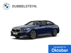 BMW 5-serie - i5 eDrive40 M-Sport | Comfort stoelen | Glazen panoramadak | Stoelventilatie | Elektrische