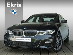 BMW 3-serie - Sedan 330e / High Executive Model M Sport / Achteruitrijcamera / Head-Up Display / Elektri