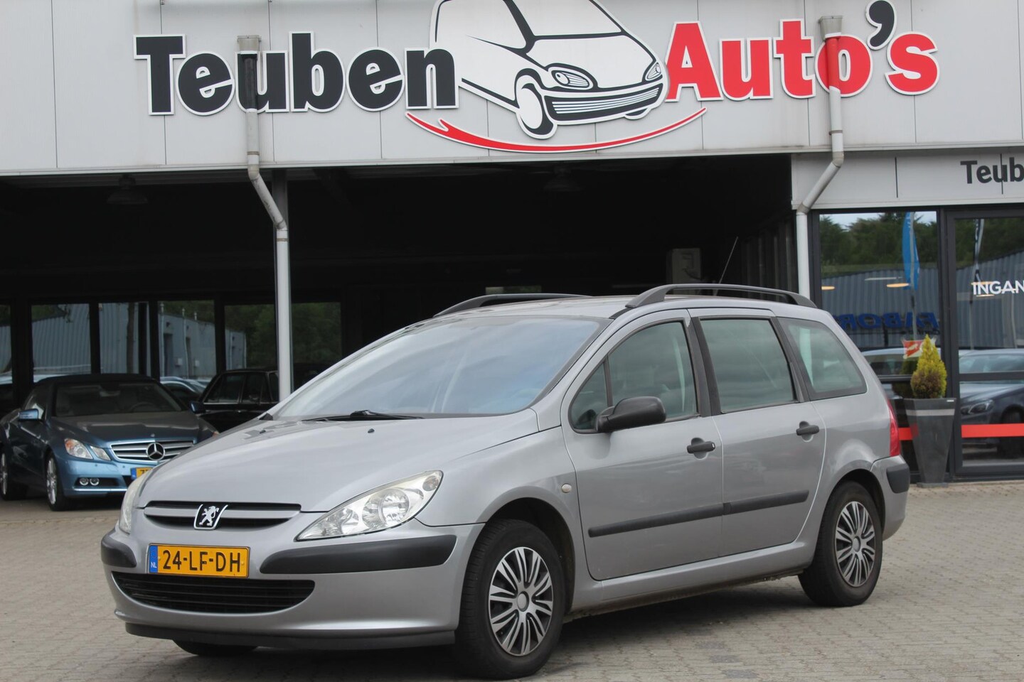 Peugeot 307 Break - 1.6-16V XR Elektrische ramen, Trekhaak - AutoWereld.nl