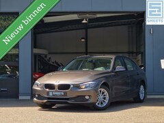 BMW 3-serie - 316i Executive | Leer | Navi | PDC | Cruise