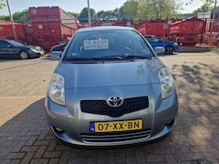 Toyota Yaris - 1.3 VVTi Sol