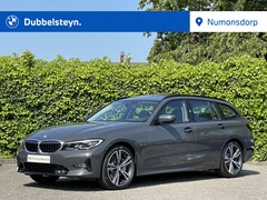 BMW 3-serie Touring - 330e | Sportline | Panorama | 19" | Laser | Adapt. onderst. | Head up | HiFi