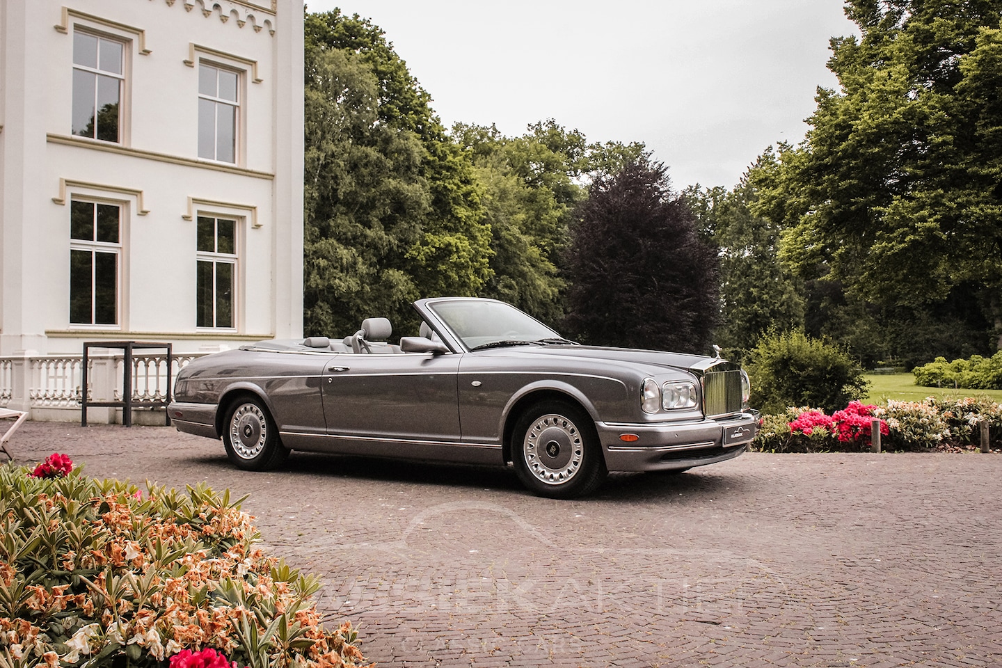 Rolls-Royce Corniche - Convertible - AutoWereld.nl