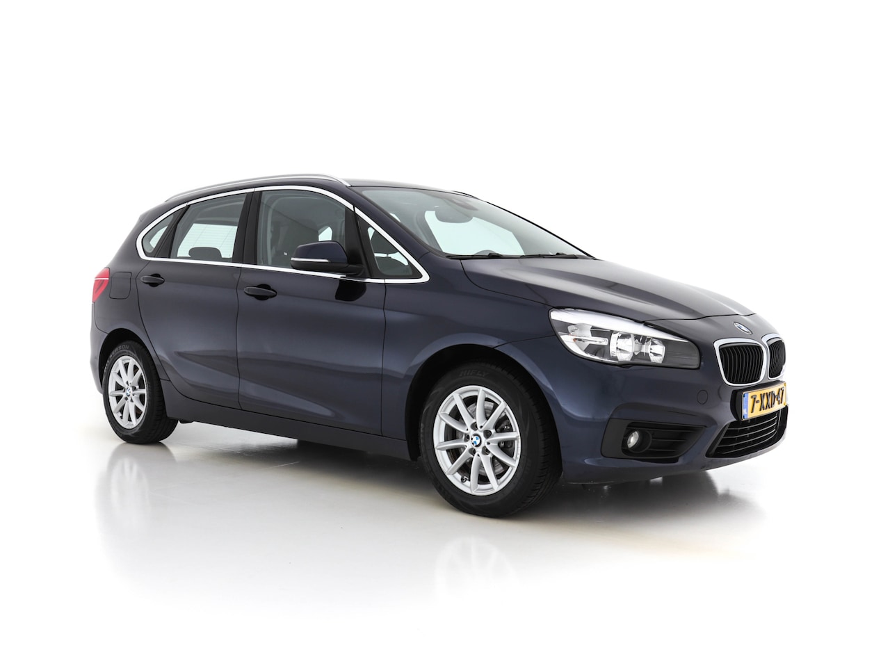 BMW 2-serie Active Tourer - 218i Executive *NAVI | KEYLESS | SPORT-SEATS | ECC | PDC | CRUISE* - AutoWereld.nl