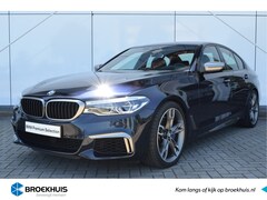 BMW 5-serie - M550i xDrive High Executive | Innovatiepakket | Comfort Stoelen | 20'' M velgen | Schuif/k