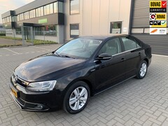 Volkswagen Jetta - 1.4 TSI Hybrid Comfortline