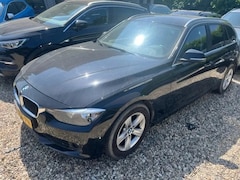 BMW 3-serie Touring - 318d Business