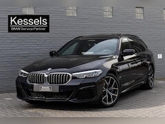 BMW 5-serie - 540iA / High-Executive / X-Drive / Head-Up / Panoramadak