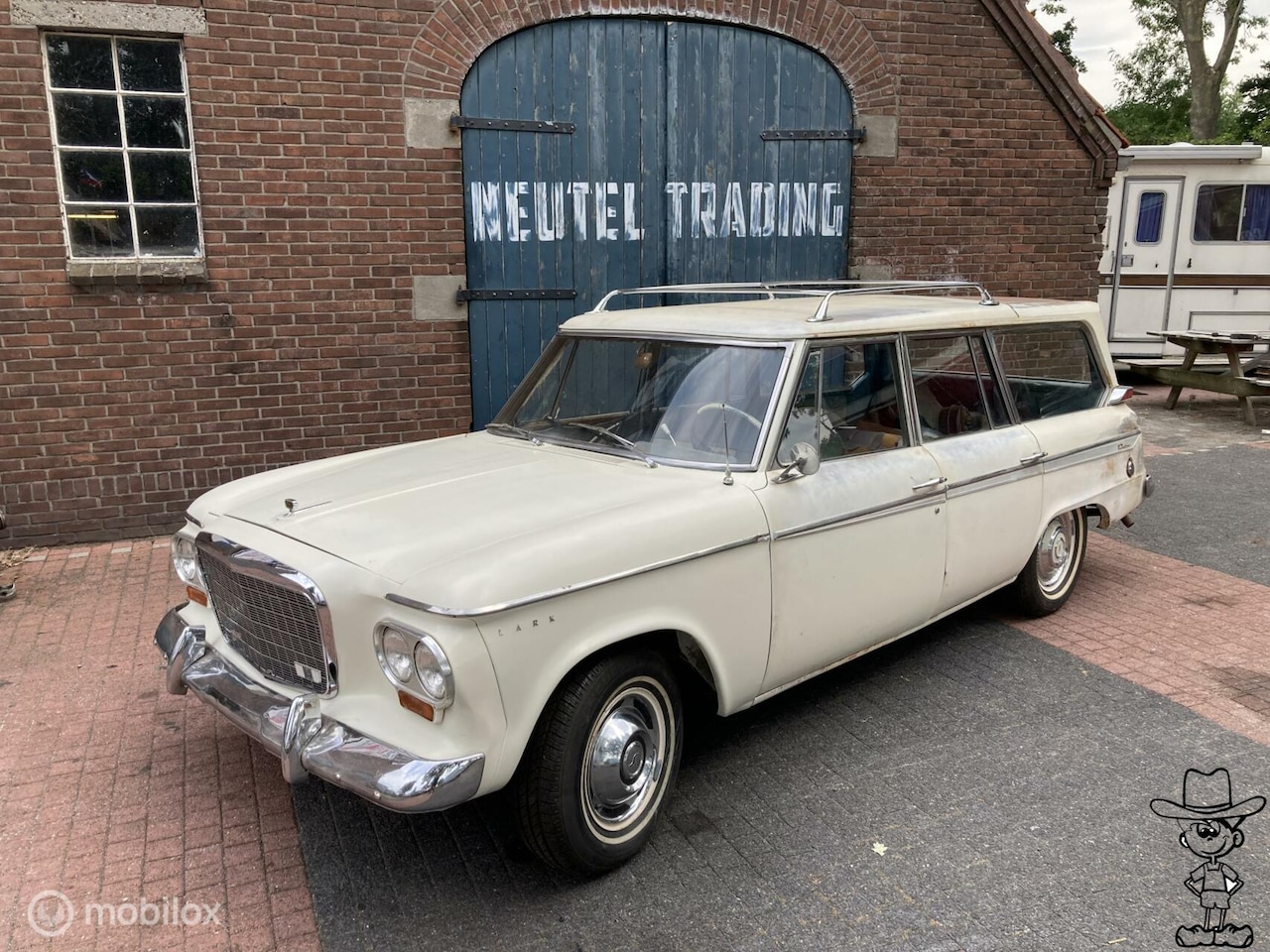 Studebaker Lark - Daytona wagonaire sliding roof v8 1963 surfwagon - AutoWereld.nl