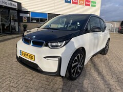 BMW i3 - 120Ah 42 kWh €. 2.000 subsidie en geen MRB. Grote accu, lm velgen, parkeersensoren, tel. v
