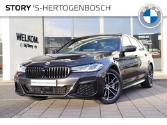 BMW 5-serie - 530e High Executive M Sport Automaat / M 50 Jahre uitvoering / Schuif-kanteldak / Driving