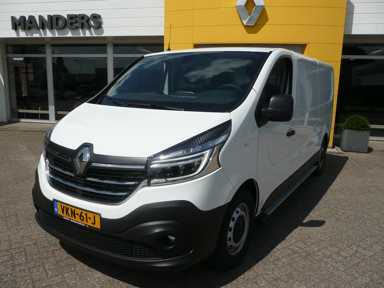 Renault Trafic - 2.0 dCi 145 T29 L2H1 Luxe PACK MEDIA NAV DAB+, CAMERA ACHTER, CLIMATE CONTROLE, VOOR PROEF - AutoWereld.nl