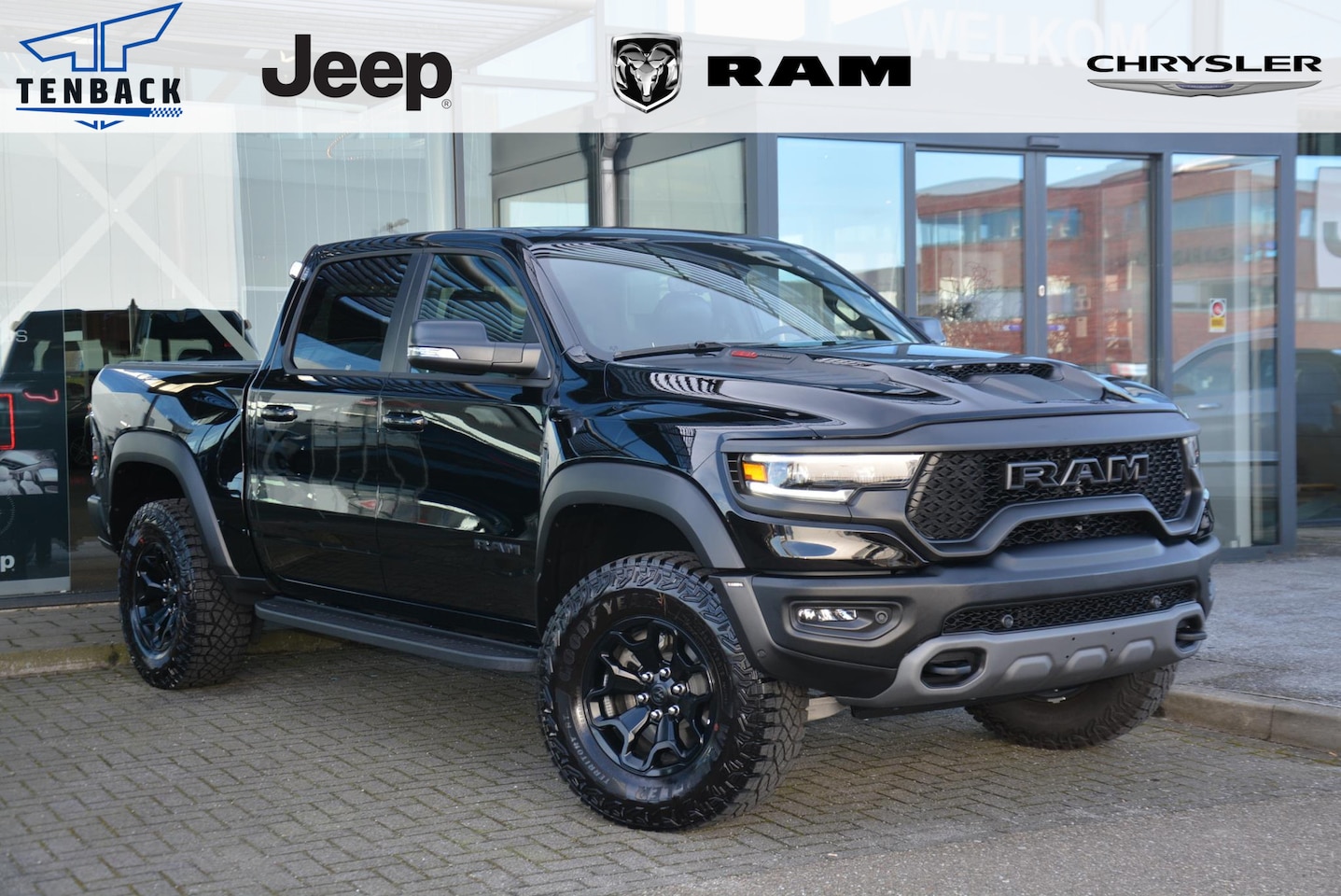 Dodge Ram 1500 - 6.2 V8 4x4 TRX Supercharged 702 pk - AutoWereld.nl