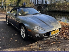 Jaguar XK8 - 4.2 V8 Convertible