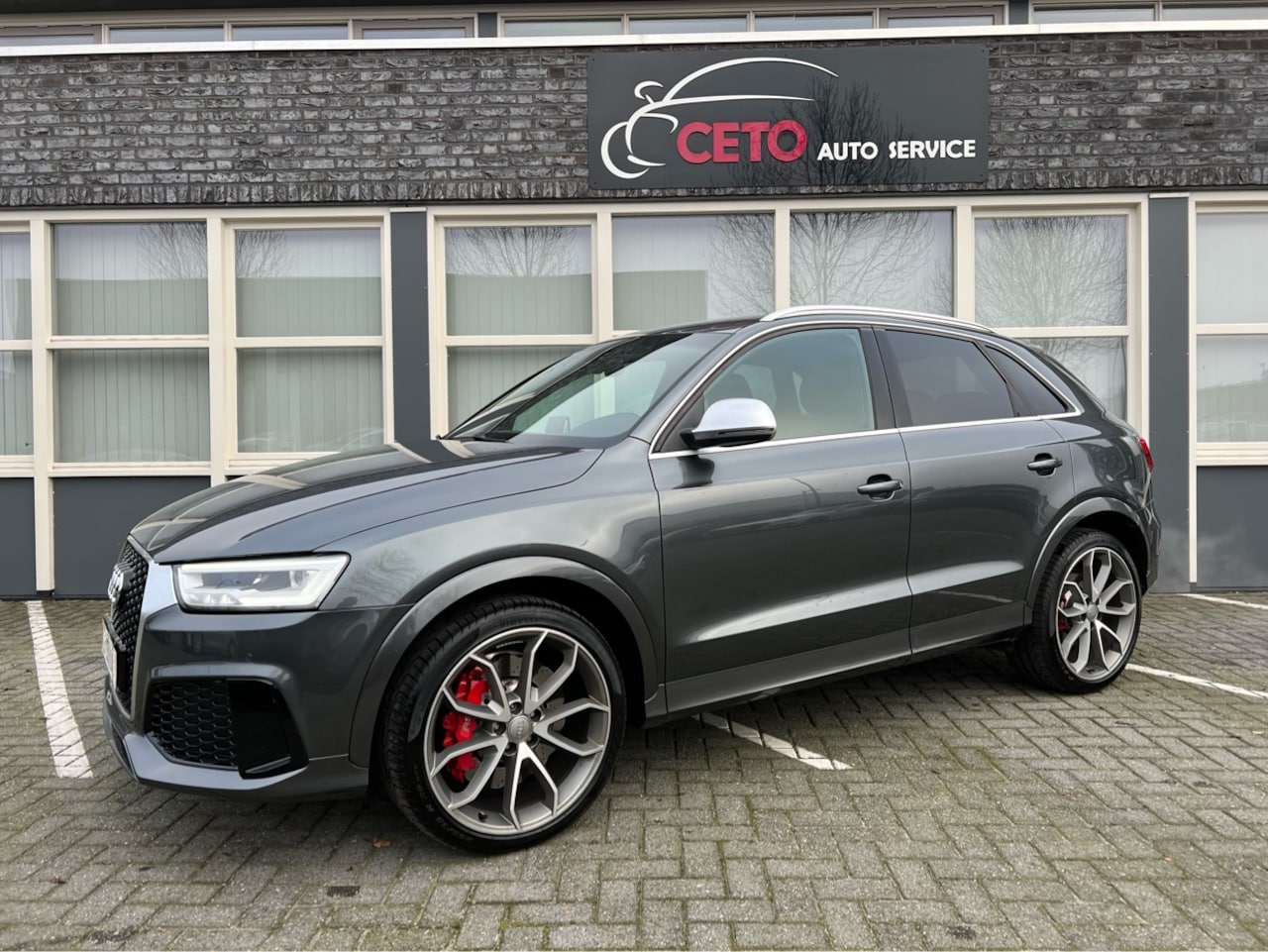 Audi Q3 - 2.5 TFSI RSQ3 q PL+ 340PK facelift - AutoWereld.nl