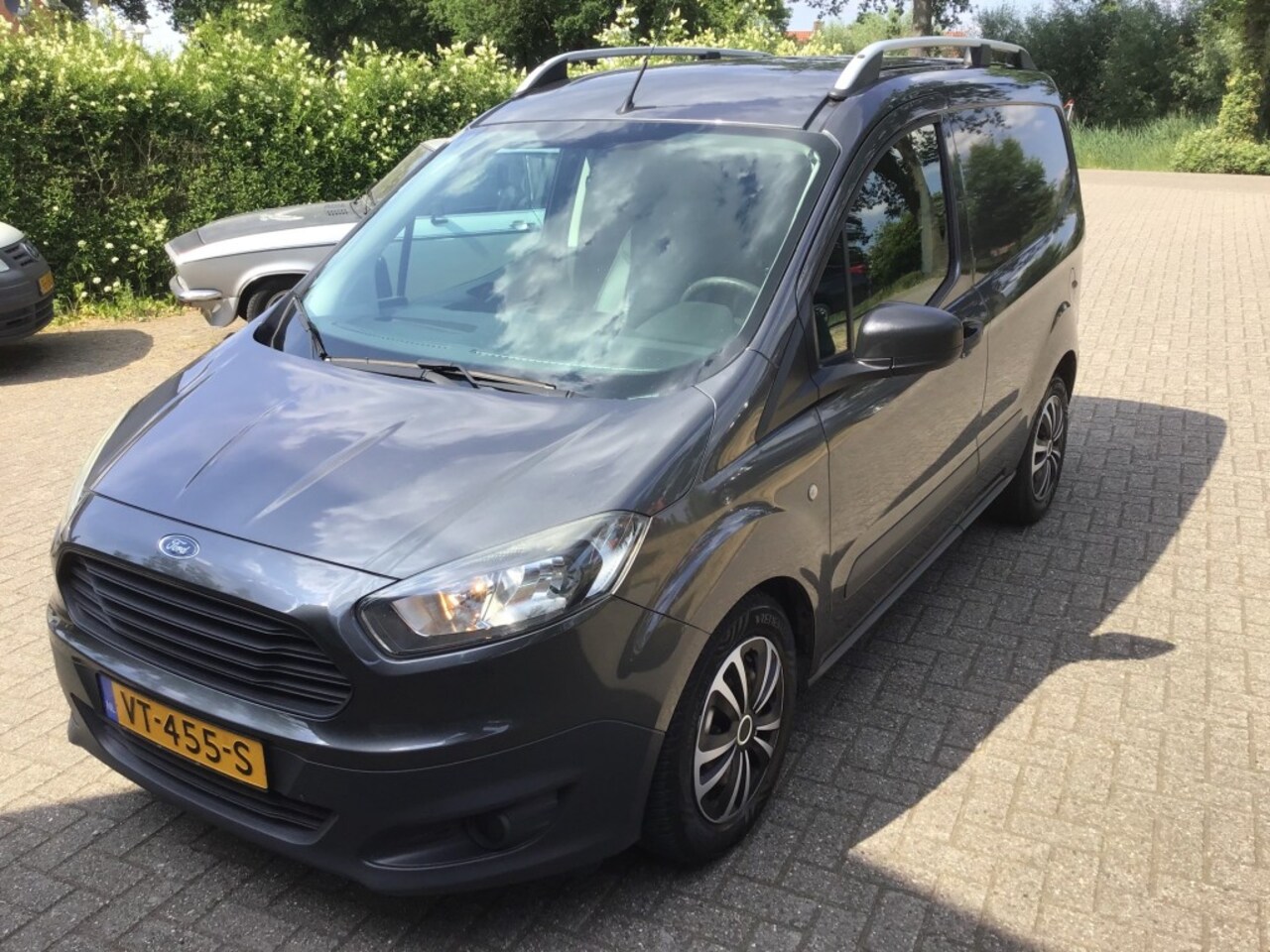 Ford Transit Courier - 1.5 TDCI Ambiente 1.5 TDCI AMBIENTE - AutoWereld.nl