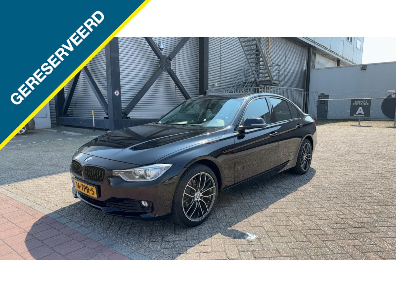 BMW 3-serie - 320i High Executive 320i High Executive - AutoWereld.nl