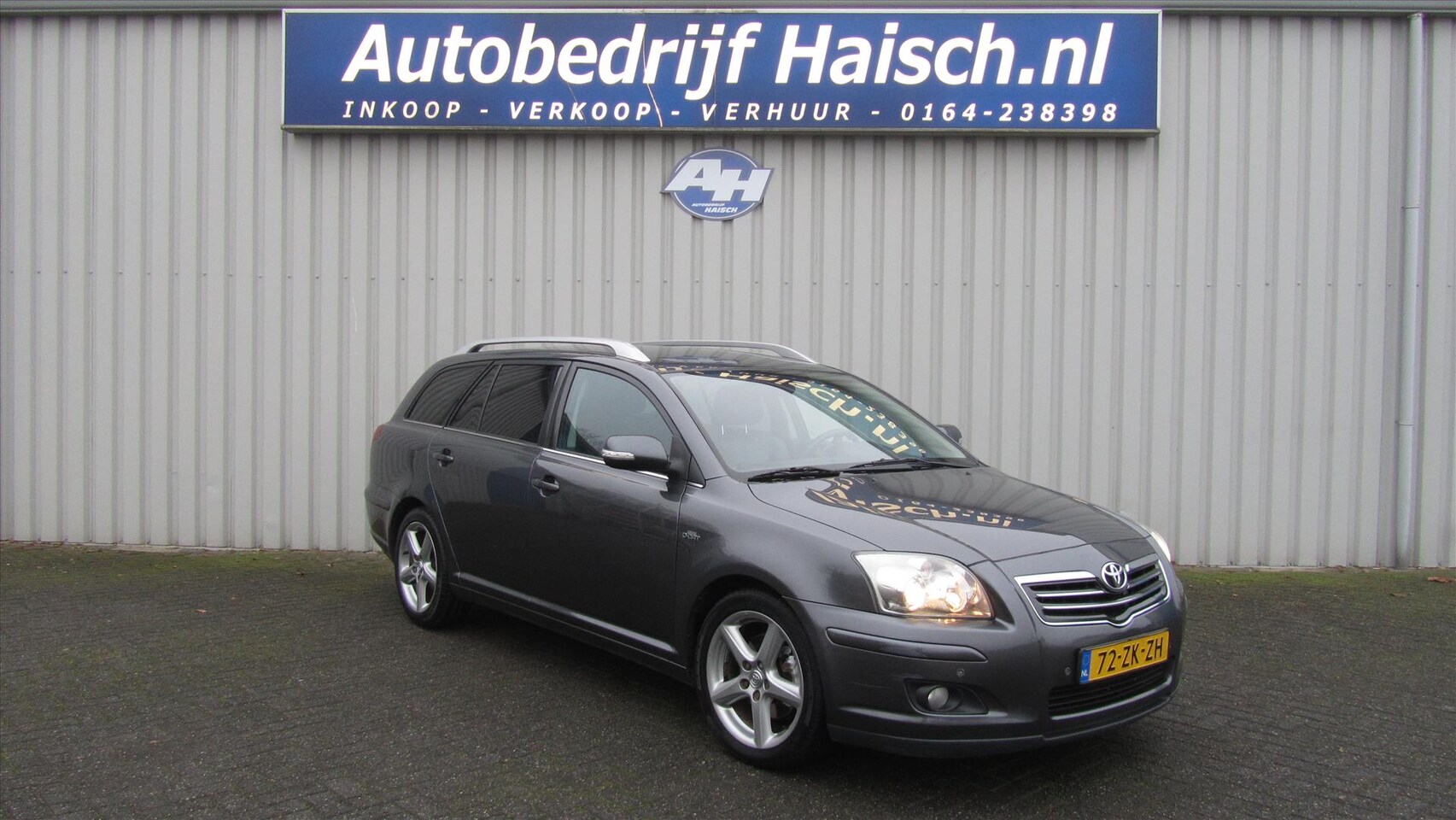 Toyota Avensis Wagon - 2.2 D-4D D-CAT WAGON - AutoWereld.nl