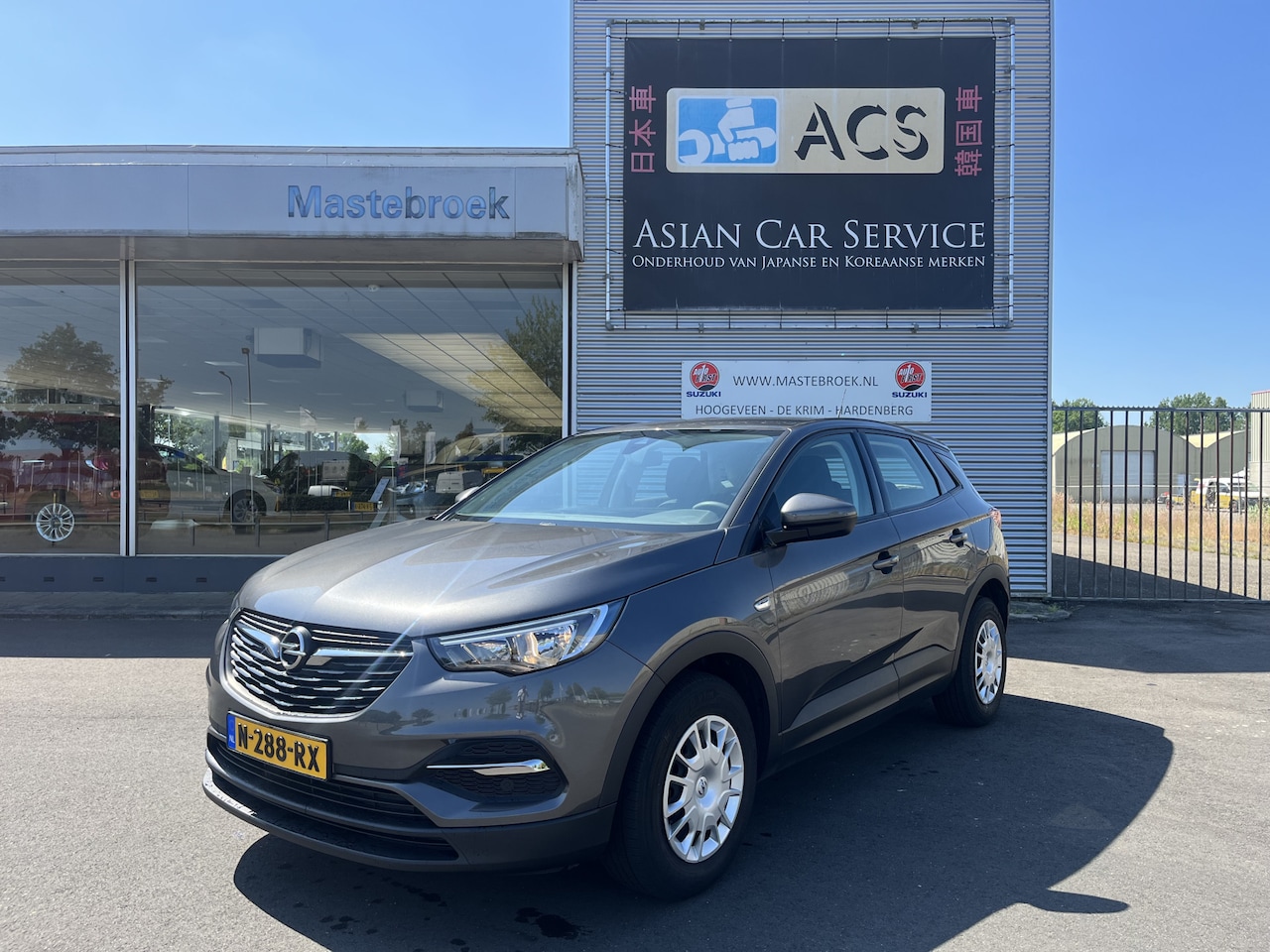 Opel Grandland X - 1.2 Turbo Ultimate Parkeersensoren achter I Airco Staat in Hoogeveen - AutoWereld.nl