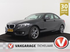 BMW 2-serie Coupé - 218i High Executive Edition | Trekhaak | 18" Lichtmetalen Velgen | Leer | Breed Navi | Sto