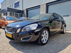 Volvo V60 - 2.0T Summum *6-BAK/AIRCO/NAVI* MOTOR LAGERT RIJDT EN START WEL