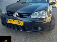 Volkswagen Golf - 1.4 FSI Sportline