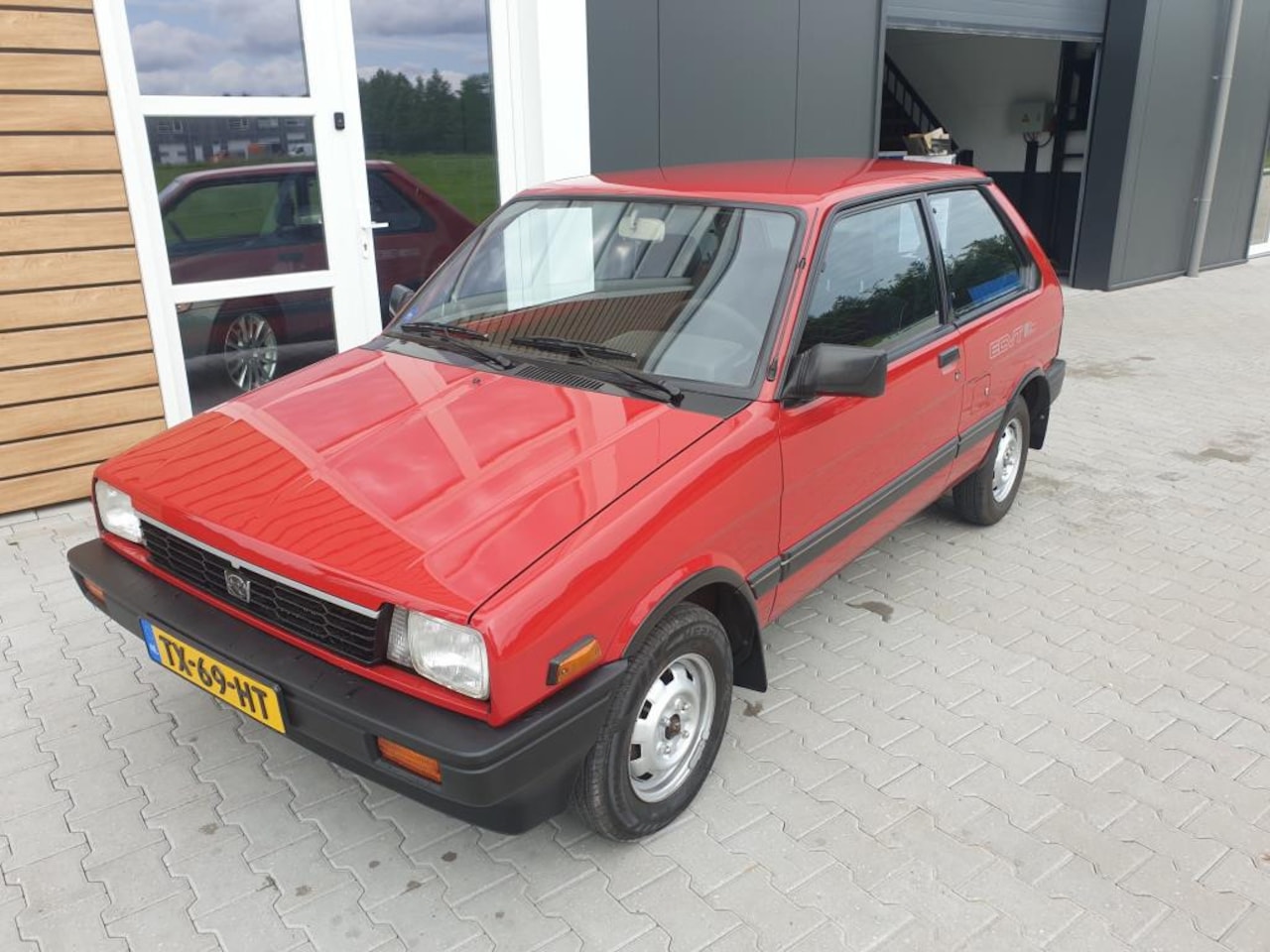 subaru-justy-1-0-s-3-1-0-s-3.jpg