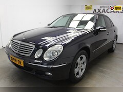 Mercedes-Benz E-klasse - 200 K. Elegance GARANTIE AIRCO NIEUWE APK XENON LAMPEN