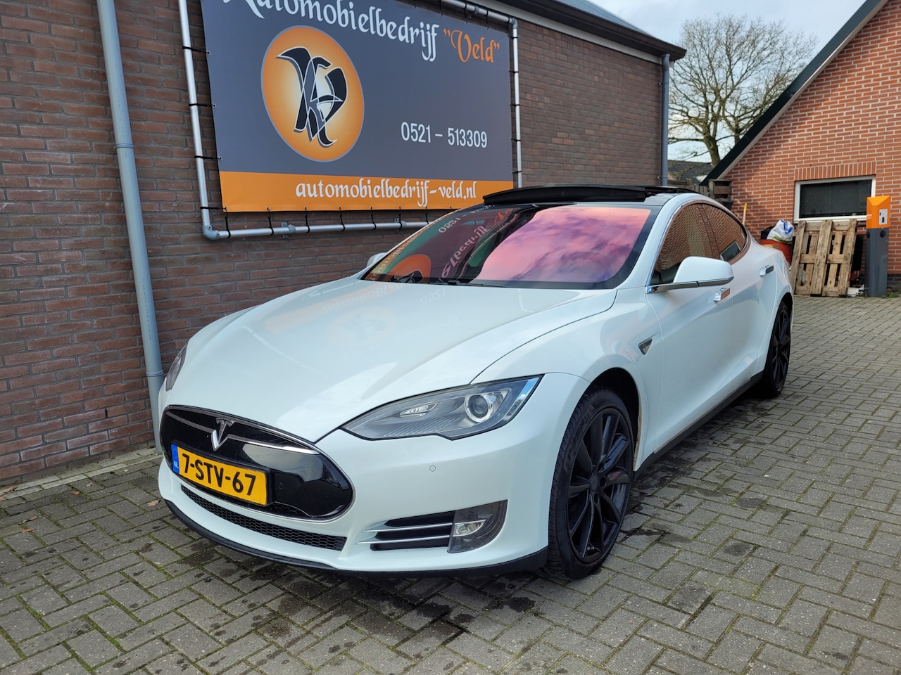 Tesla Model S - 85 Performance - AutoWereld.nl