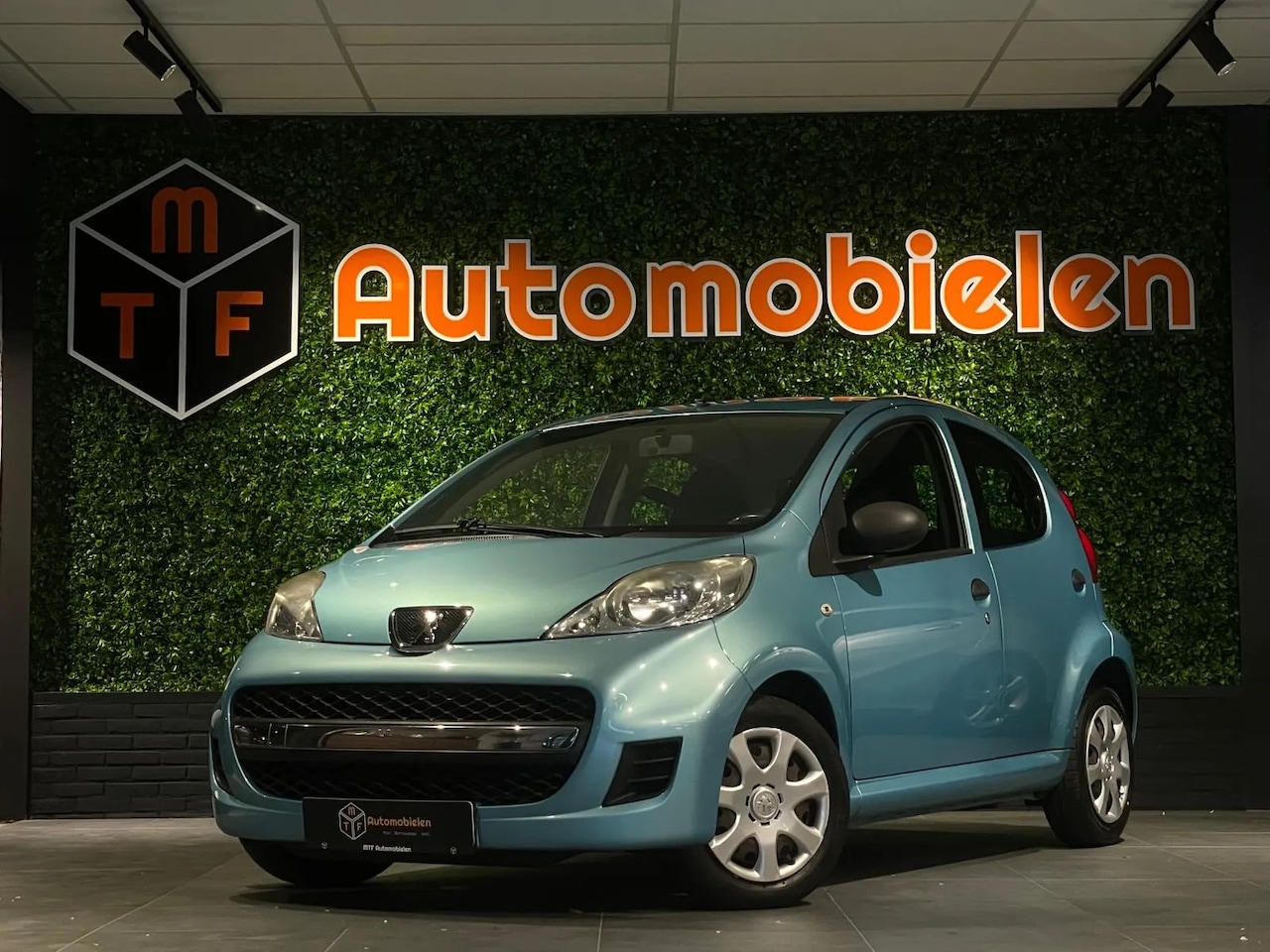 Peugeot 107 - 1.0-12V XR 1.0-12V XR - AutoWereld.nl