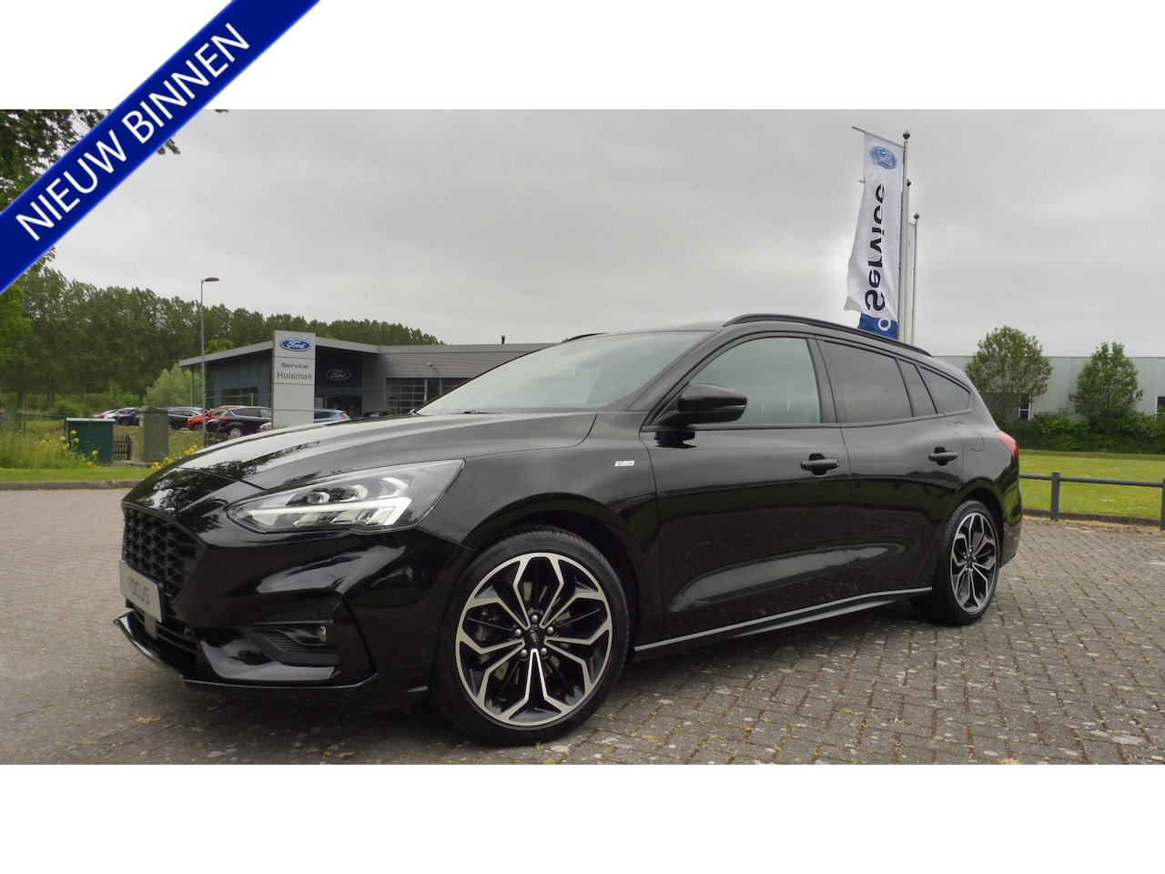 Ford Focus Wagon - 155pk EcoBoost Hybrid ST Line Navi LED Camera 18i WinterPack bomvol - AutoWereld.nl