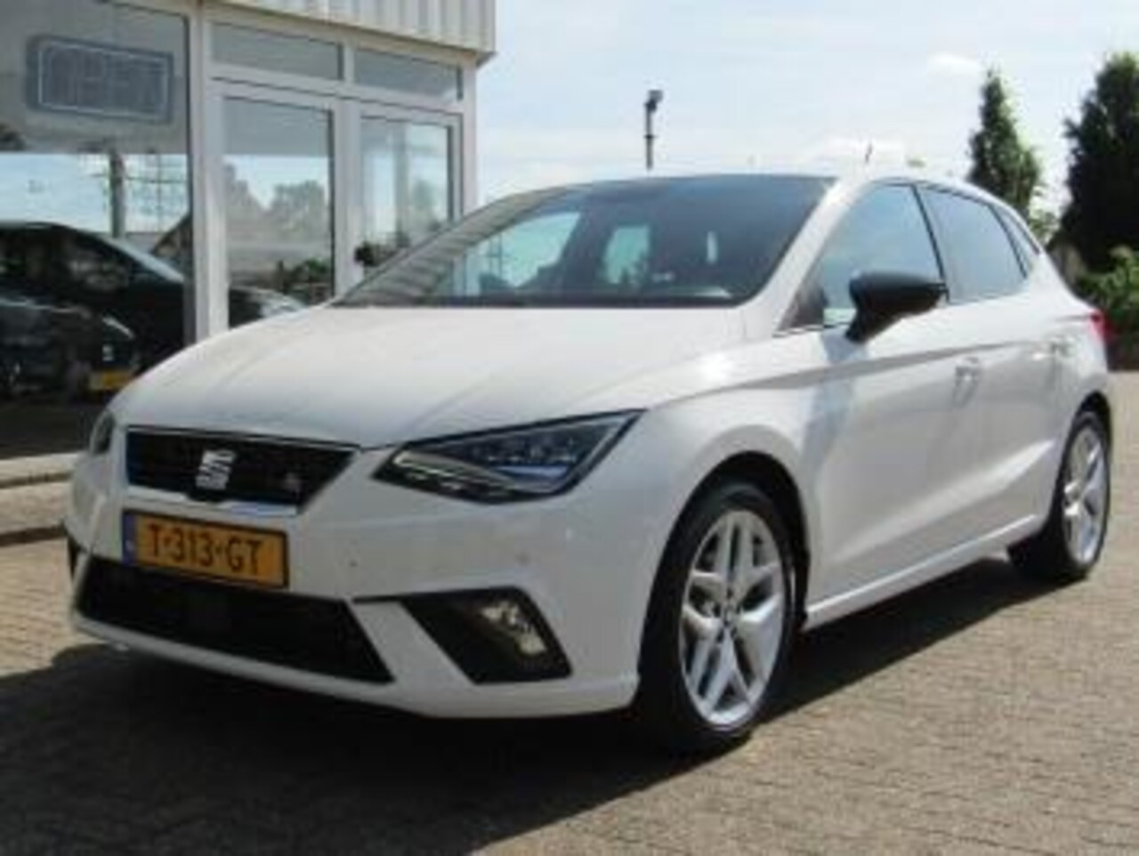 Seat Ibiza - 1.0 TSI FR Business Intense 1.0 TSI FR Business Intense - AutoWereld.nl