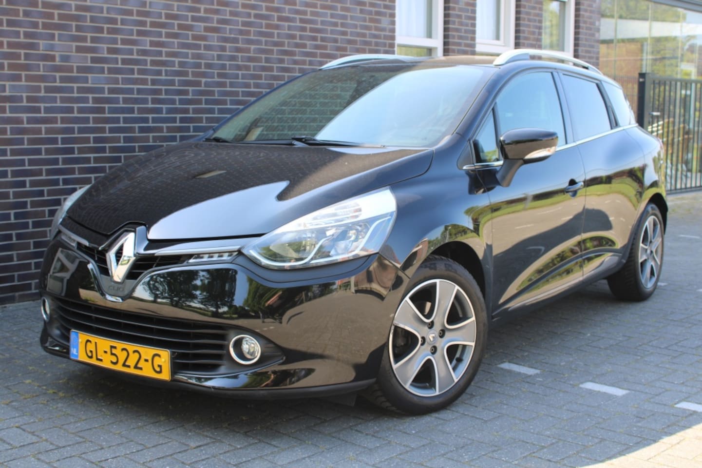 Renault Clio Estate - 0.9 TCe Night&Day-airco-lmv-pdc - AutoWereld.nl