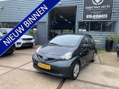 Toyota Aygo - 1.0-12V