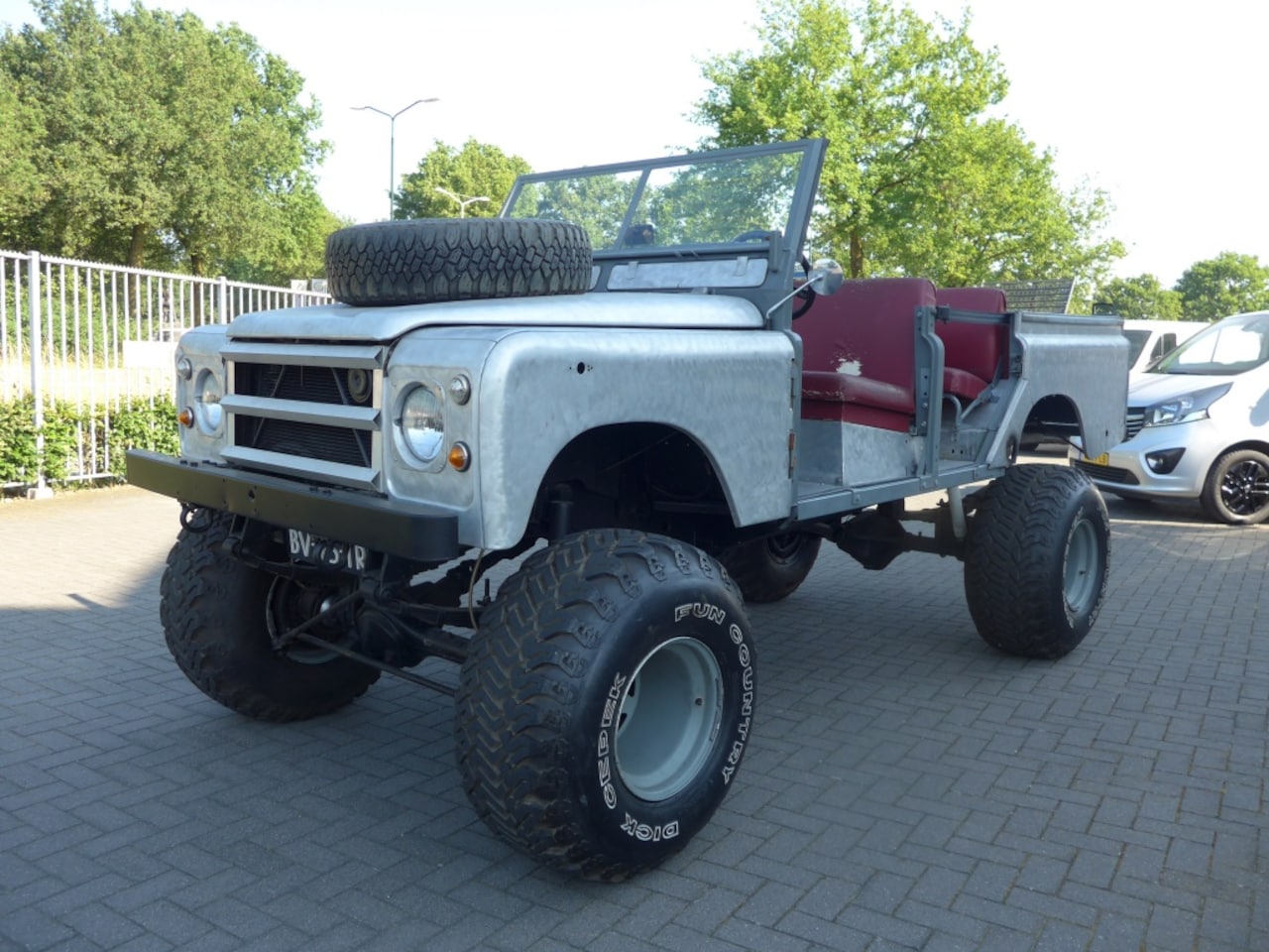 Land Rover 109 - PICK UP V8 - AutoWereld.nl