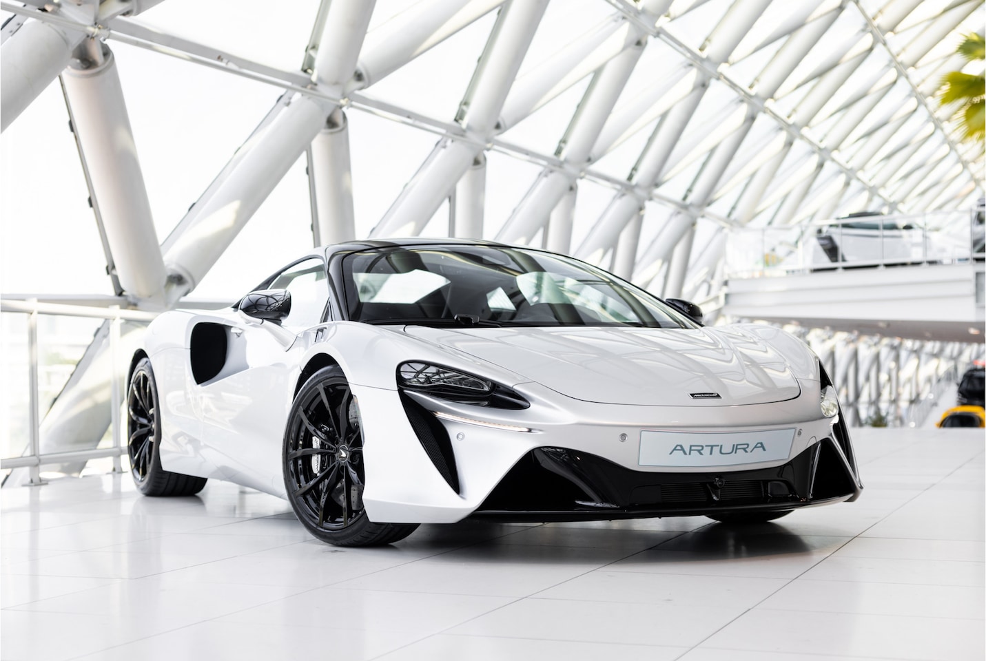 McLaren Artura - 3.0 V6 Plug-in | Bucketseats | MSO Black Pack | - AutoWereld.nl