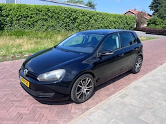 Volkswagen Golf - 2.0 TDI Highline