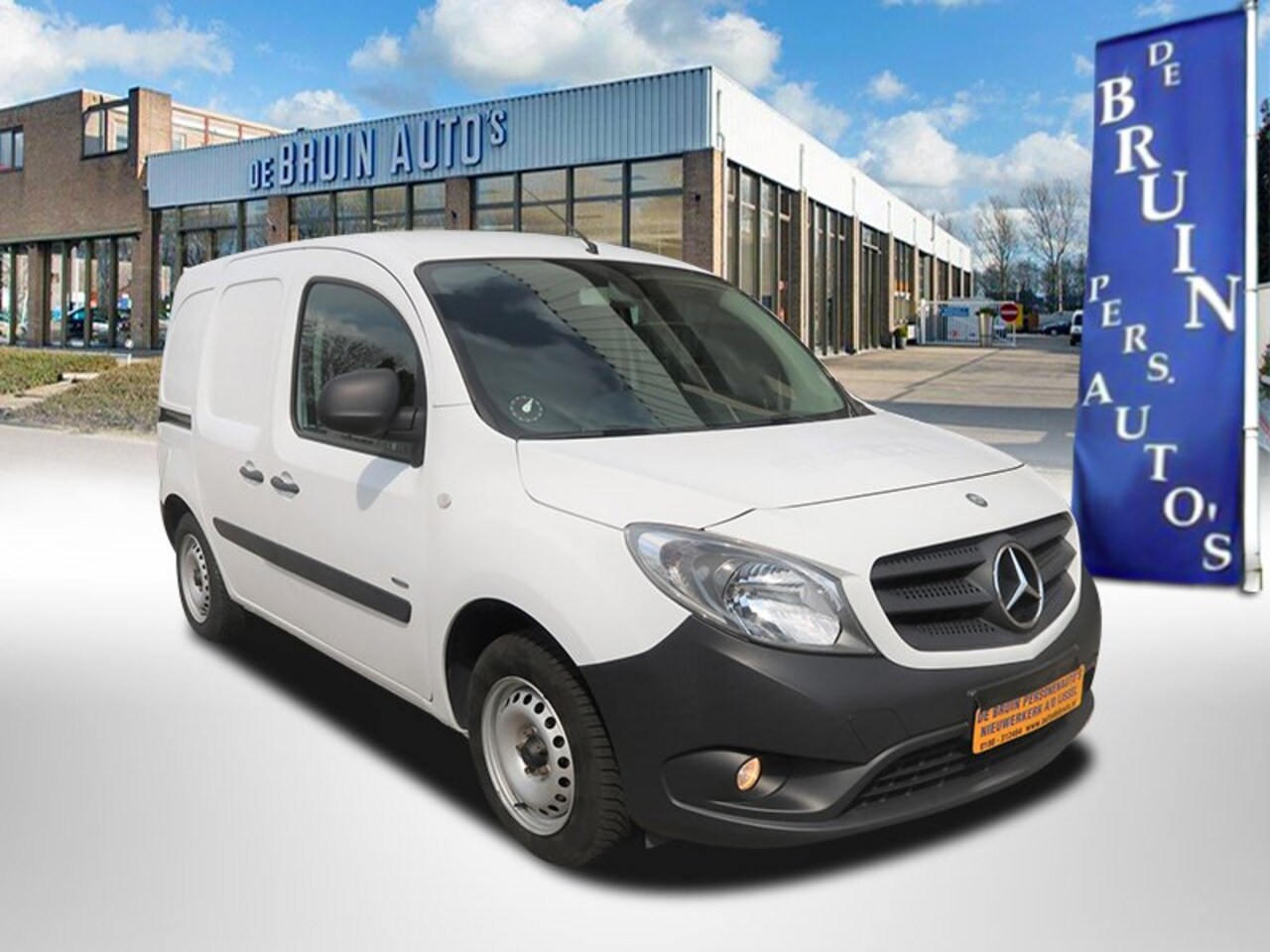 Mercedes-Benz Citan - 111 CDI 3-Zits , Airco , Cruisecontrol , Achteruitrijcamera , 85Kw / 116 Pk - AutoWereld.nl